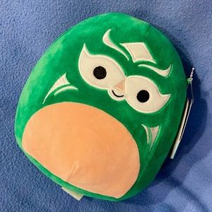 roberto squishmallow